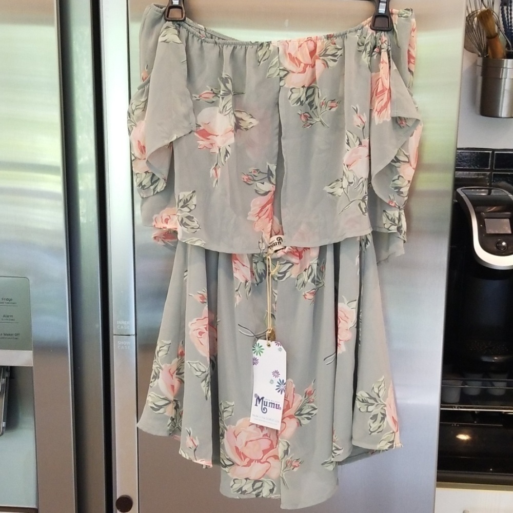 💕SHOW ME YOUR MUMU💕 Floral Off Shoulder Romper - Picture 8 of 8